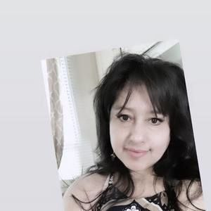 Meet your Posher, Gloria